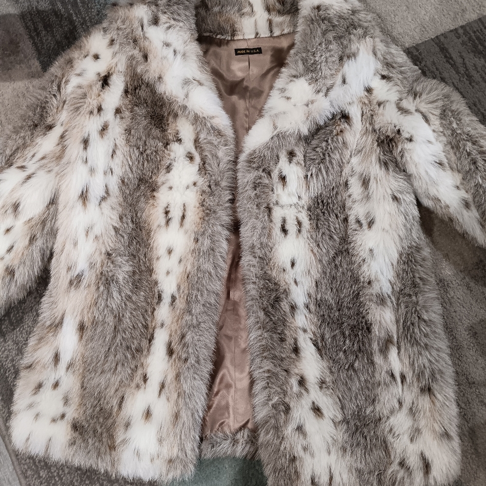 Vintage Women's Faux Fur Coat